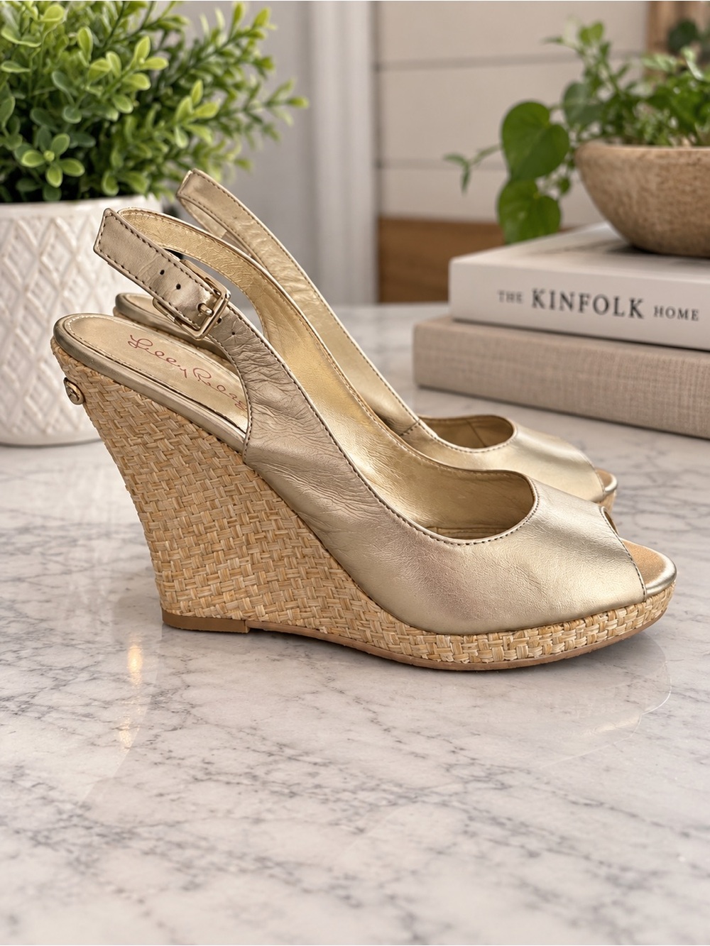 Lilly Pulitzer Kristen Wedge Sandals Gold Metallic Peep Toe Women’s Size 8